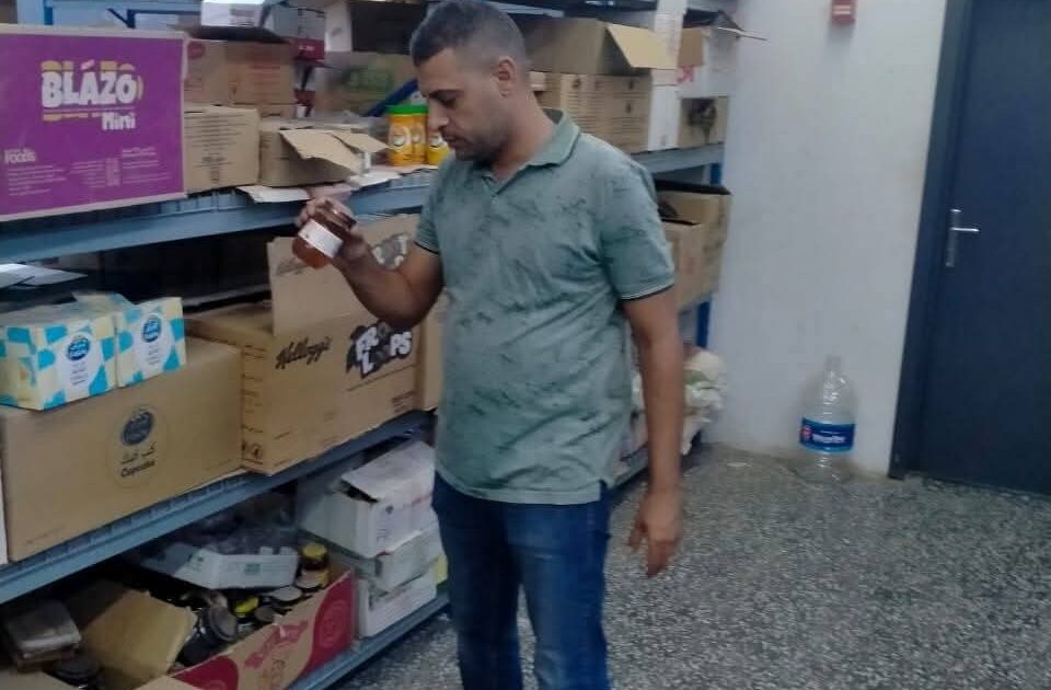 تحرير 176محضرًا وسحب عينات غذائية والتحفظ على سلع منتهية الصلاحية ببني سويف