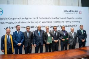 "مينا فارم وباير" تُعلنان تحالف استراتيجي لتوطين التصنيع ونقل تكنولوجيا الدواء وترسيخ مكانة مصر كـ " بوابة أفريقيا" للتصدير