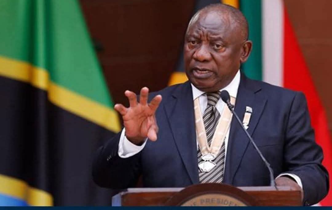 رئيس جنوب أفريقيا يعلن استقبال مئات القادمين من غزة بدون وثائق ويؤكد أن القرار إنسانى بحت