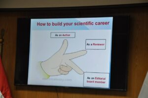 جامعة حلوان تنظم ندوة علمية بعنوان "كيف تبني مسيرتك العلمية؟ النشر الدولي ونزاهة البحث : أهميتهما للباحثين المؤسسات العلمية