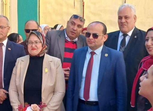 رئيس الإدارة المركزية للتعليم العام فى جولة تفقدية بمدارس إدارة بندر دمنهور التعليمية