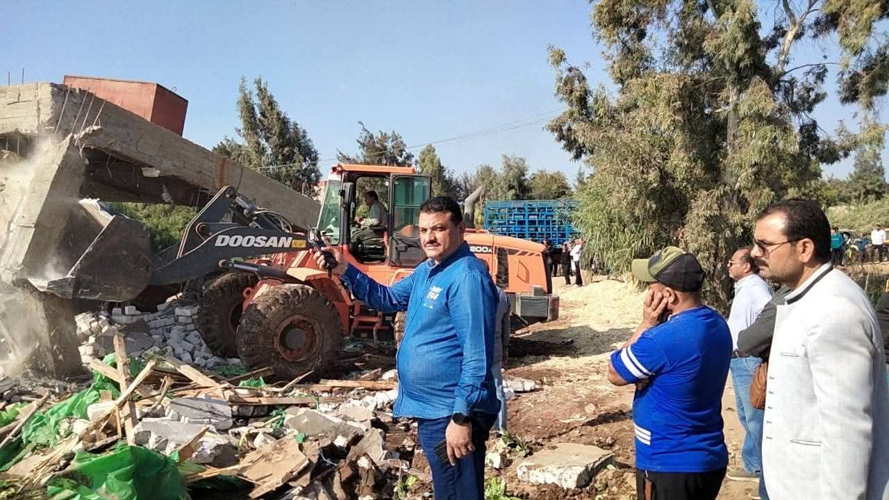 محافظ المنوفية: إزالة 296 تعديًا خطِرًا على طرح النهر ضمن مشروع ضبط النيل
