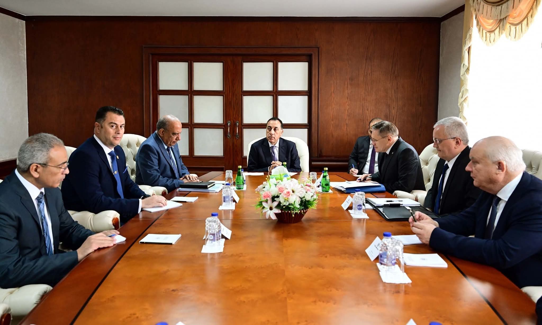 رئيس الوزراء يلتقي المدير العام للمؤسسة الحكومية الروسية للطاقة النووية روساتوم