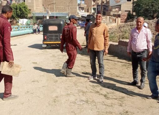 الوحدة المحلية بـ«طهطا» تعزز خدمات النظافة وحركة المرور