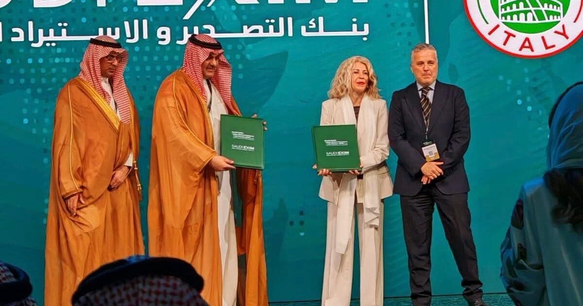 محافظ أسيوط يعلن خلال المجلس التنفيذي دراسة إنشاء أول دار أوبرا في صعيد مصر ويؤكد صرح تنويري يضع المحافظة على خريطة الإبداع