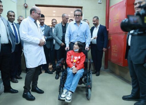 نائب رئيس الوزراء - وزير الصحة يتفقد أعمال تطوير مبنى العيادات الخارجية بمستشفى الجمهورية التعليمى 