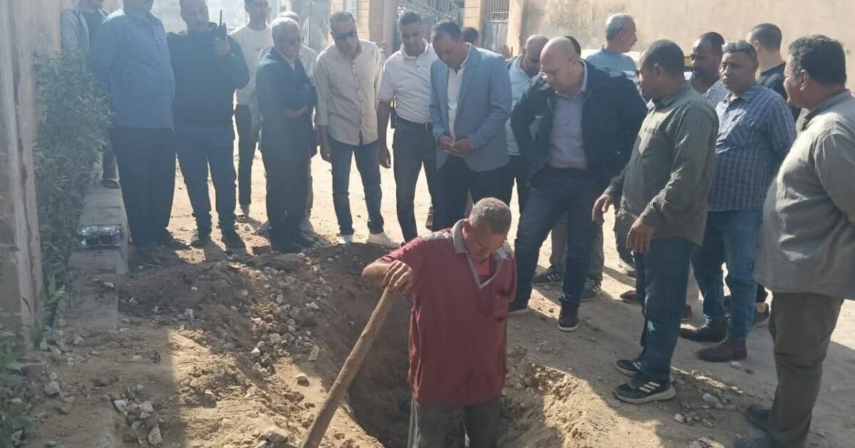 جولة ميدانية لنائب محافظ الجيزة لمتابعة مشروعات الرصف بمدينة الحوامدية
