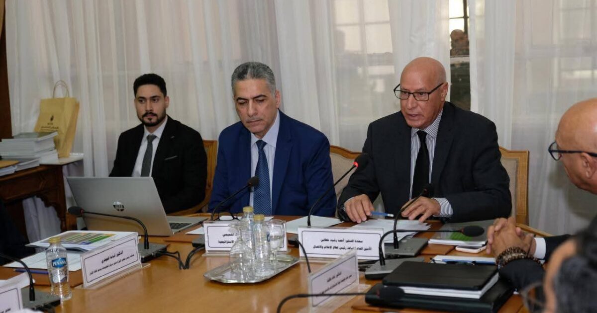 التميمي يؤكد ضرورة وضع مدوّنة سلوك عربية لمراكز الفكر لتنظيم استخدام الذكاء الاصطناعي