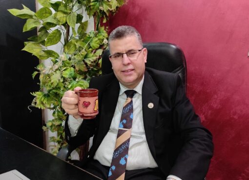 الطمع وأصحاب الذهب الثلاثة