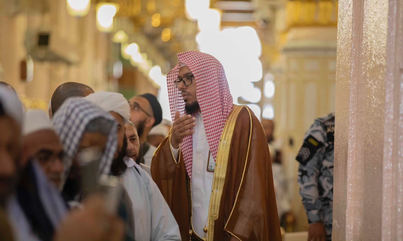 رئاسة الشؤون الدينية ترفع جاهزيتها ليوم الجمعة…خدمات ميدانية ورقمية لإثراء تجربة قاصدي الحرمين الشريفين