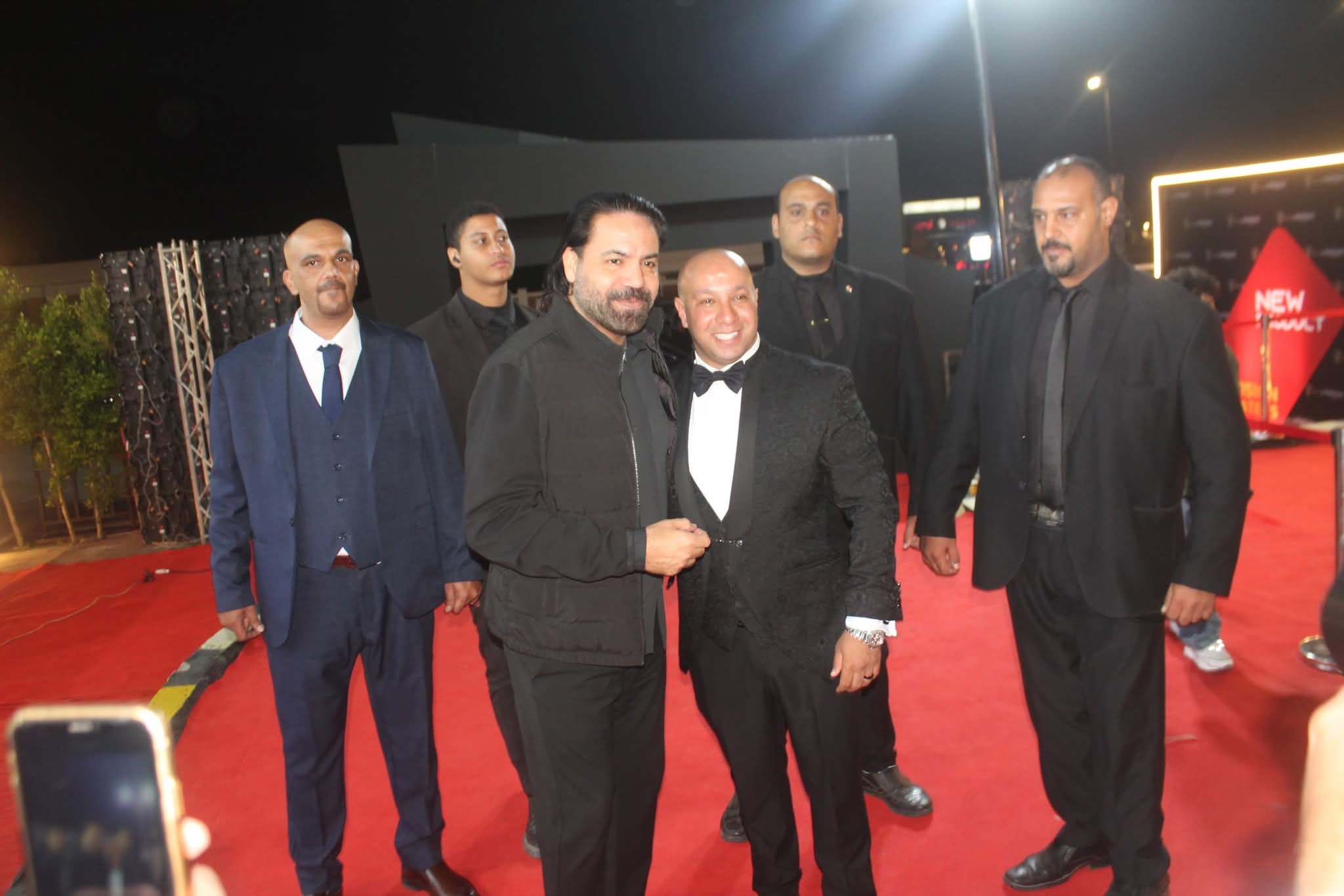 رجل الأعمال عبده الأمير يفتتح معرضه الجديد بالشيخ زايد بحضور كوكبة من النجوم