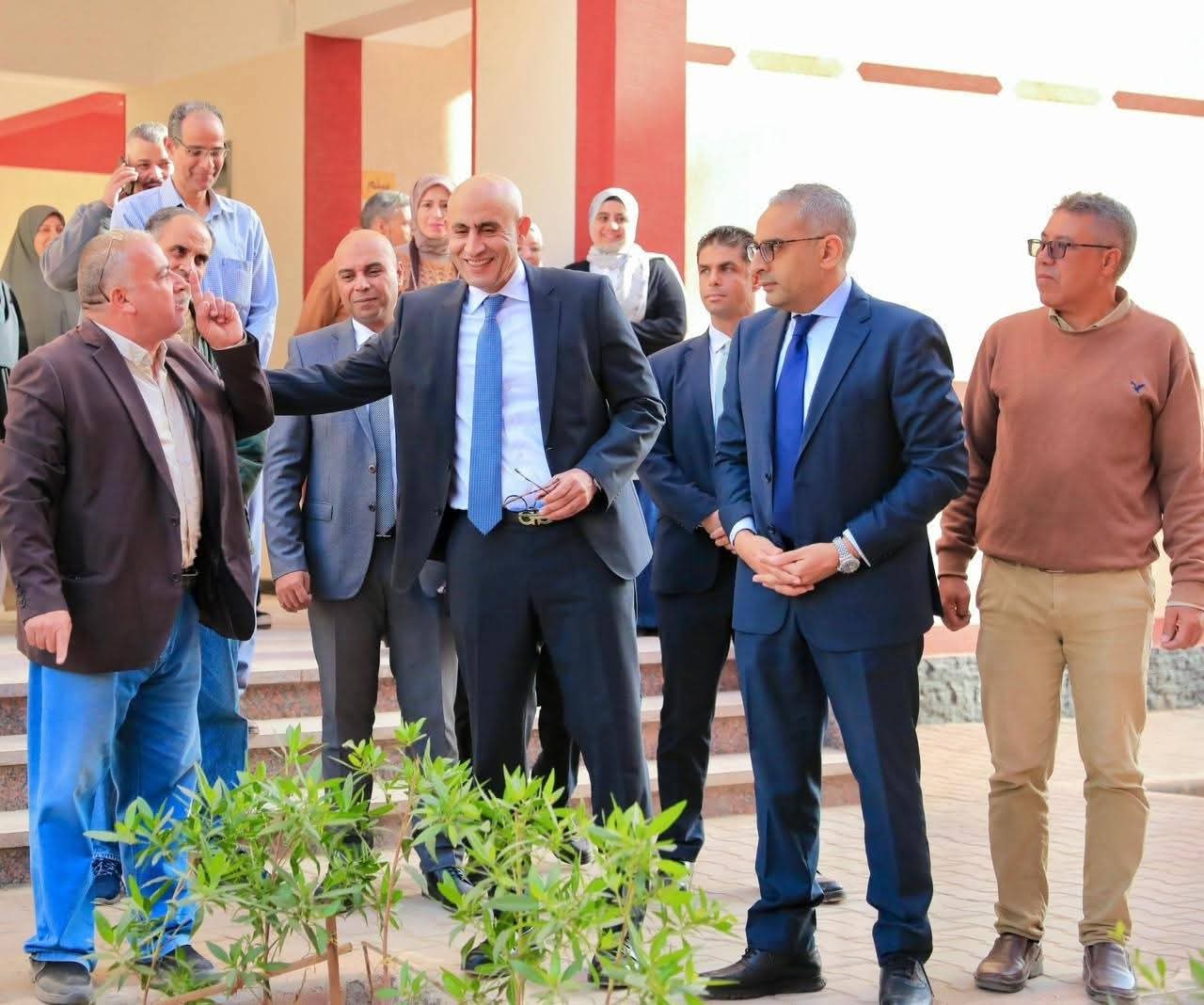 جولات متواصلة لوزير التربية والتعليم لمتابعة انضباط العملية التعليمية بمدارس مركز الزرقا محافظة دمياط