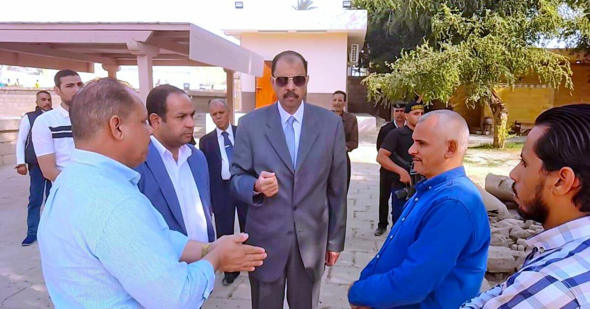 محافظ سوهاج يوجه بسرعة تطوير ورفع مستوى الخدمات بمنطقة ميريت آمون 