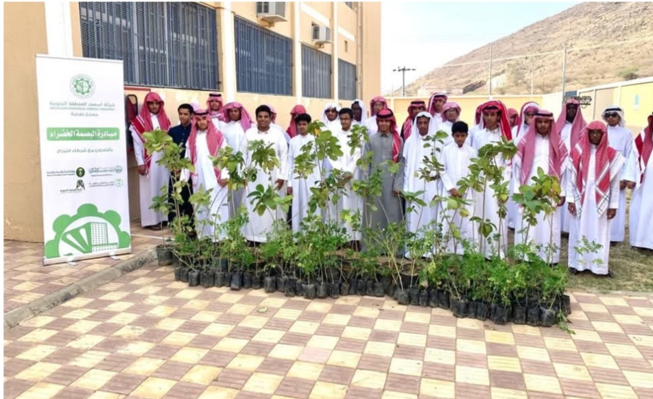 مبادرات بيئية للتشجير بأكثر من 2000 شتلة بمحافظات منطقة مكة المكرمة دعمًا لأهداف “السعودية الخضراء