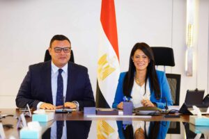 وزيرا الإسكان والتخطيط: 86\% إنجاز بمشروعات الرئيس