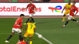 فوز للفراعنه بشق الأنفس