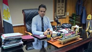 دويدار يطلق أول اختبار لاختيار كوادر الصيدلة الإكلينيكية بمستشفيات سوهاج