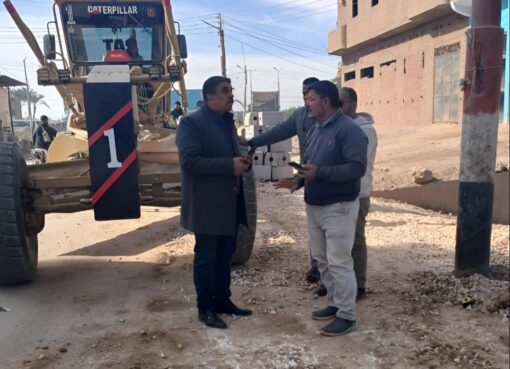 الصمطي يسابق الزمن.. طفرة كبرى برصف شريان المنشاة بطول 6 كم