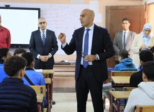 وزير التربية والتعليم يواصل جولته التفقدية بزيارة مدرستين بإدارة التبين التعليمية بمحافظة القاهرة لمتابعة سير العملية التعليمية 