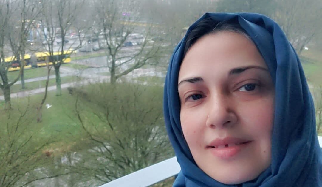 ظلالٌ لا تطير