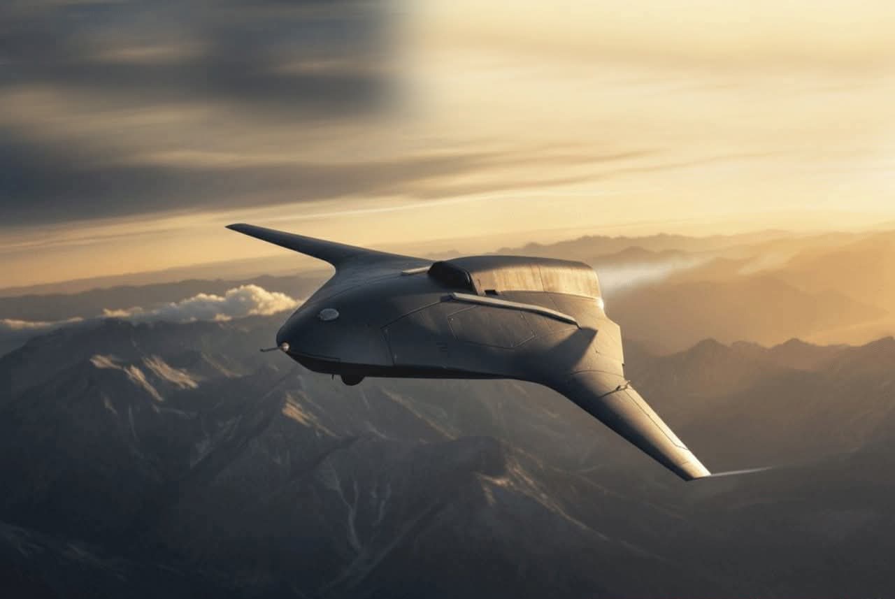 الجيش المصري يكشف عن الطائرة الانتحارية بعيدة المدى "جبار 250" بمدى يصل إلى 1500 كيلومتر