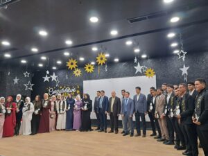 بالصور.."مدرسة صلاح الدين فيوتشر ستارز" تحتفل بتخرج دفعة المرحلة الثانوية