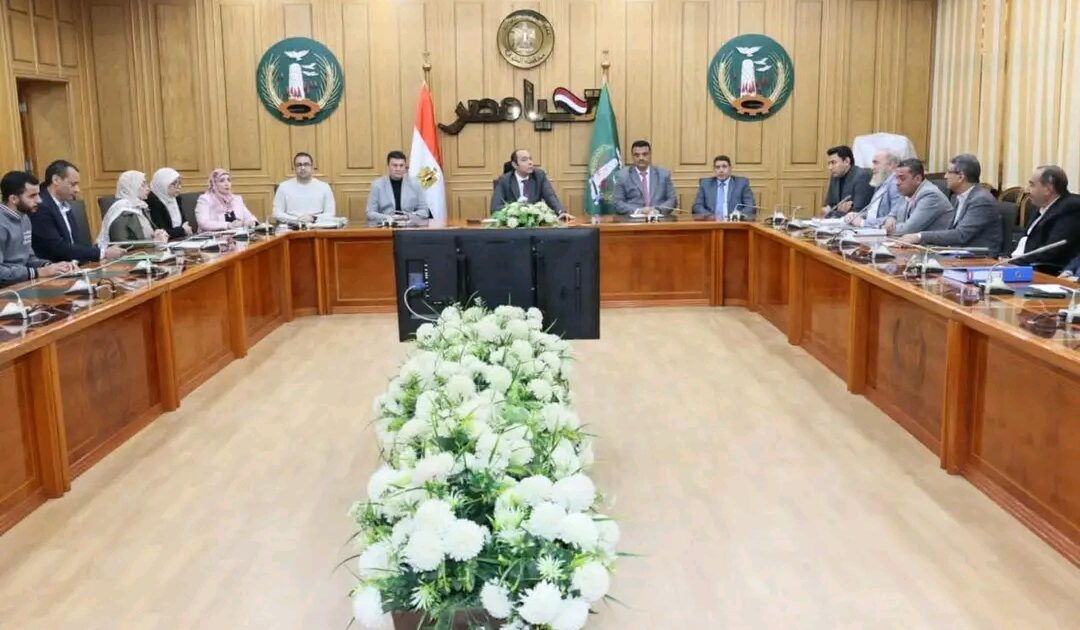 نائب محافظ المنوفية يراجع تنفيذ مشروعات الخطة الاستثمارية