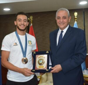 الغربيه تهنئ ابنها البطل الاولمبي محمد السيد