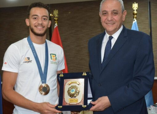 الغربيه تهنئ ابنها البطل الاولمبي محمد السيد