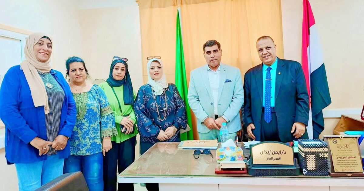 عدسة جريدة موطني الدولية المحلية بداخل مقر مكتب الاداره التعليمية بشرق شبرا الخيمة