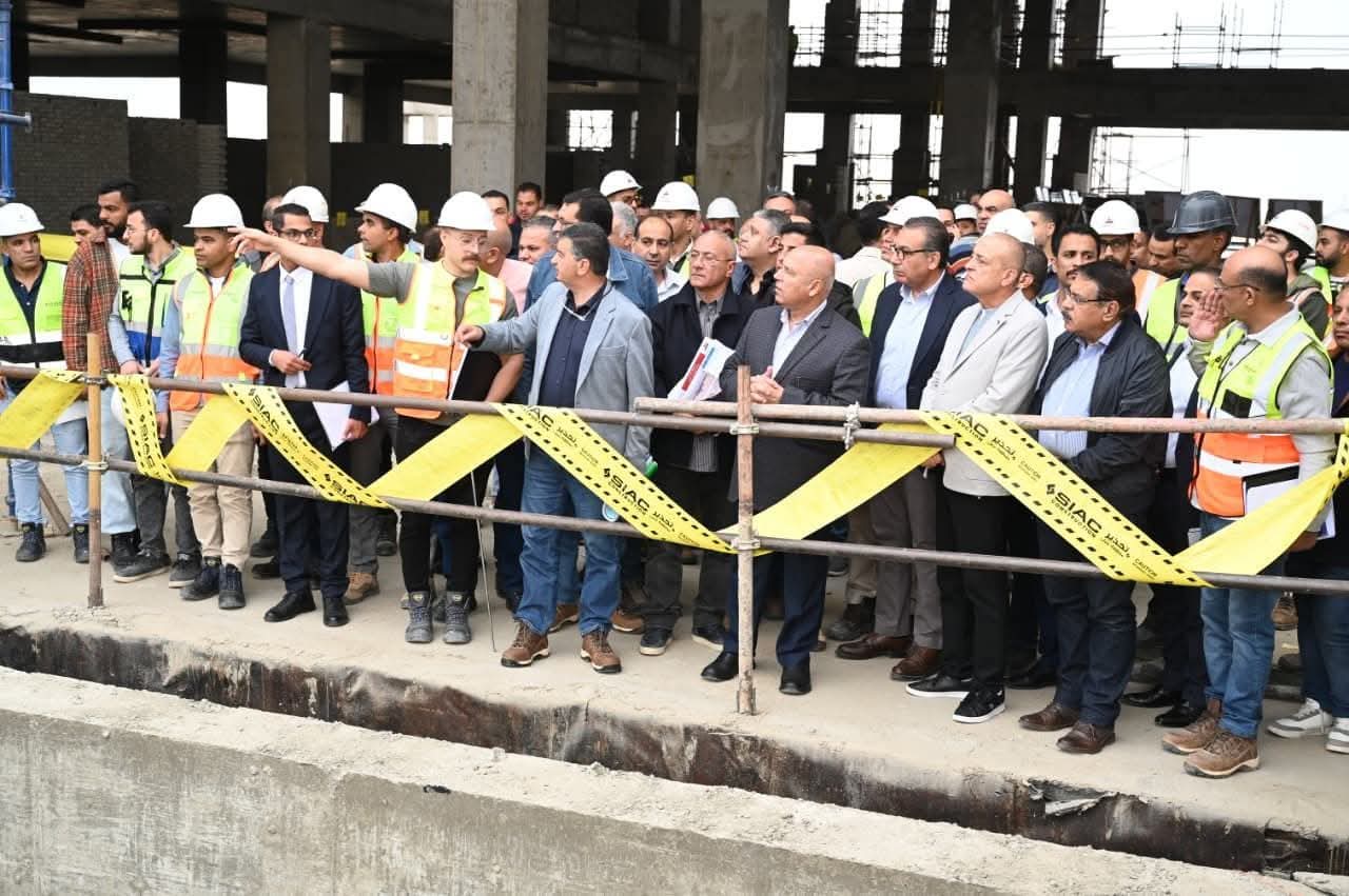 وزير النقل يتفقد محطات ومسار الخط الثاني للقطار السريع وعددا من المشروعات بمحافظات الصعيد