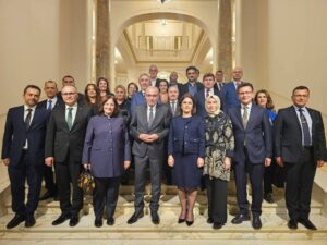 تركيا تعزز حضورها في القاهرة عبر EDEX 2025 وCOP24 والسفير يستضيف الوفود المشاركة