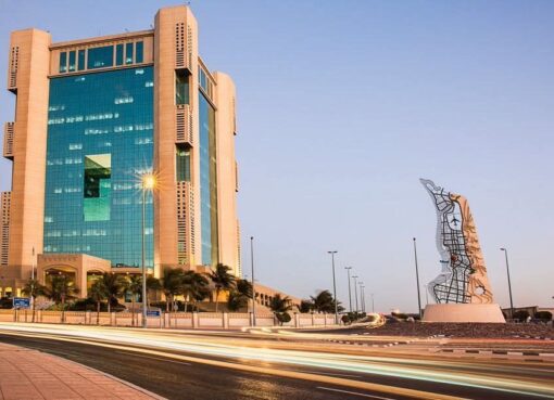 أمانة جدة تتعقب البيع العشوائي وتصادر 4.5 طن من الخضروات والفواكه العزيزية