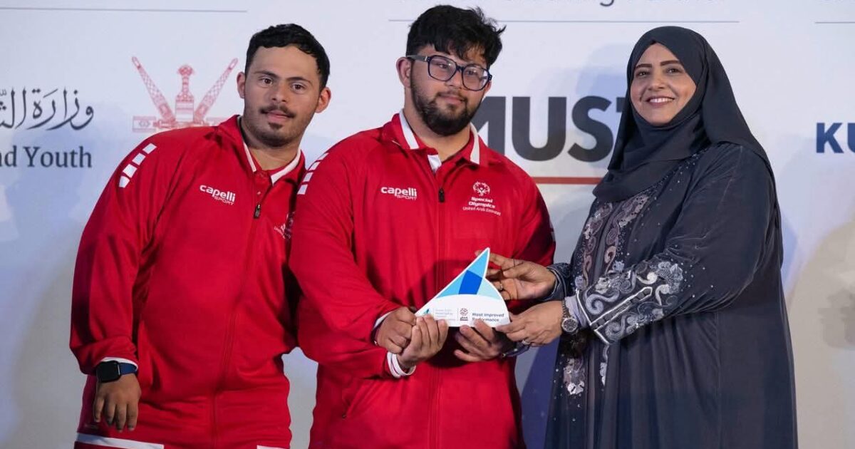 إنجلترا تفوز ببطولة العالم للإبحار الشراعي ذوي الإعاقة 2025 في سلطنة عمان 