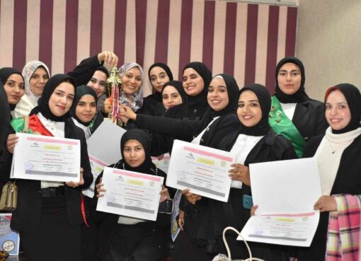 عميد كلية الدراسات الإسلامية والعربية بدمنهور يهنئ طالبات الكلية بحصولهن على المركز الأول في مسابقة «قضاة الأزهر» 