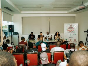 مبادرة إستثنائية وغير مسبوقة باسم ( الوجهة المغرب أرض كرة القدم) .