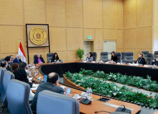 وزيرة التضامن الاجتماعي تلتقي رئيس الطائفة الإنجيلية رئيس الهيئة القبطية الإنجيلية للخدمات الاجتماعية ووفد من التحالف الوطني للعمل الأهلي التنموي لبحث نتائج المرحلة الرابعة لمبادرة "ازرع"