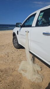 بيئة رابغ تضبط مخالفًا لنظام صيد الأسماك باستخدام وسائل صيد محظورة