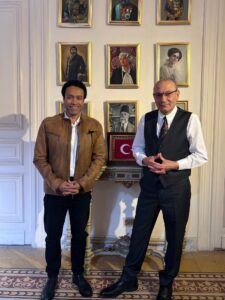 إسطنبول تفتح أبوابها لسامح حسين.. دعم تركي للإبداع الكوميدي المصري