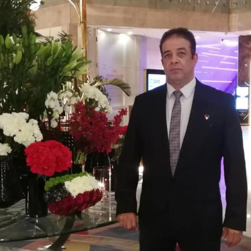 الصحفي والمذيع الحواري