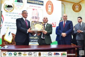 وزير العمل ومحافظ الجيزة يفتتحان مصنع «إي-تكس» و بروتوكول تعاون مع OMC وارشادات برؤية المنظومة مشروعاتها