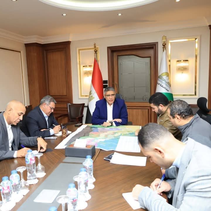 محافظ الجيزة يعلن مخططا لتطوير ورفع كفاءة 74 نفقا أسفل الطريق الدائري