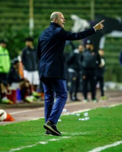 الراجل ده هياكل الأخضر واليابس مع الأهلي