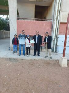 وفاء التلاميذ.. نجع الشجرة تضرب أروع الأمثلة في تكريم المعلمين بالمنشاة