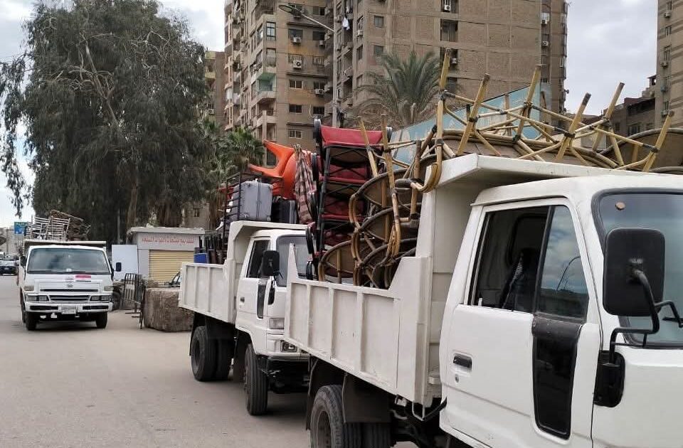 رفع ٩٨٠ حالة إشغال طريق مخالف خلال حملات مكبرة بنطاق ٣ مراكز بالبحيرة