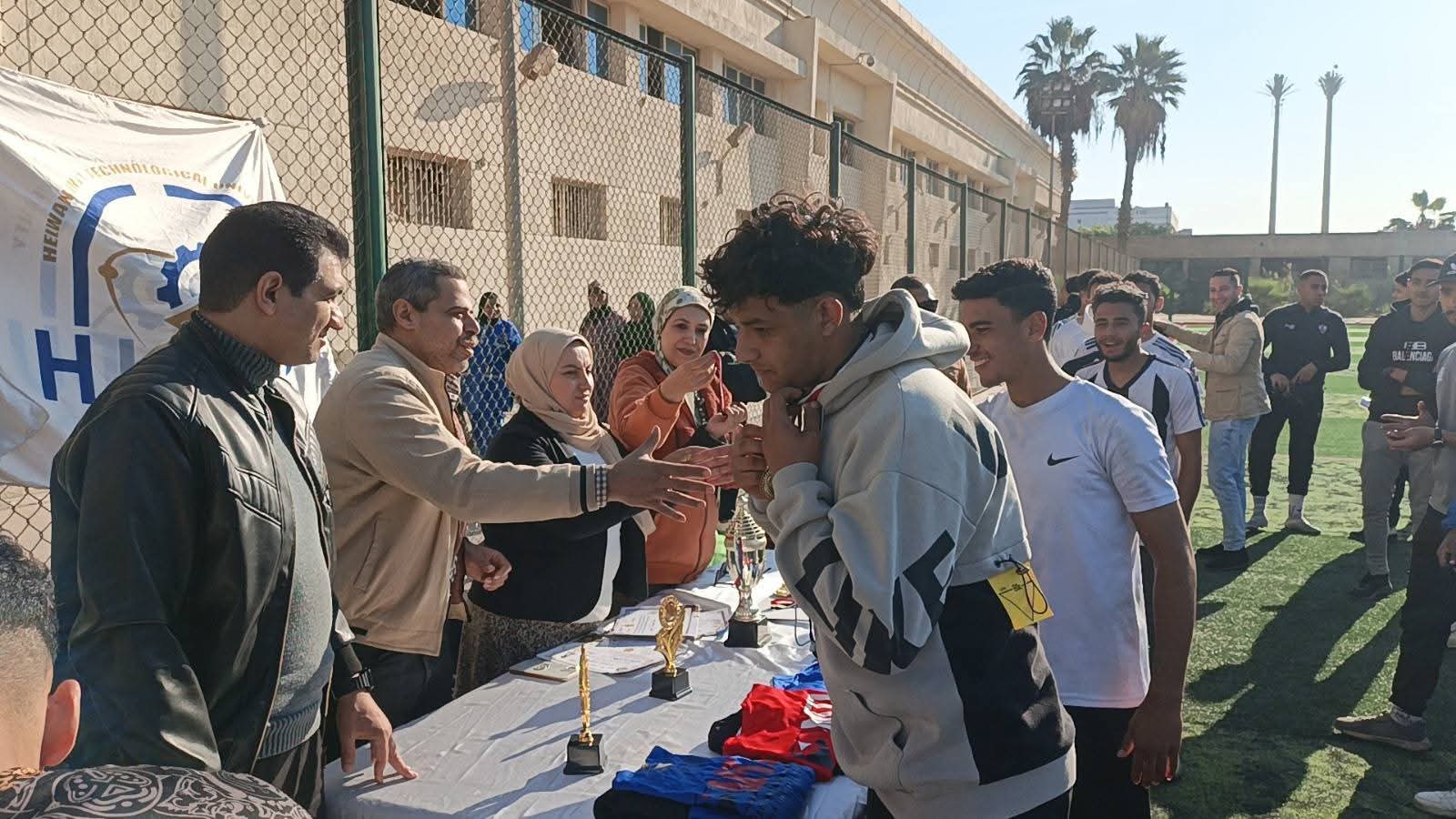 جامعة حلوان التكنولوجية الدولية تختتم دوري كرة القدم وسط أجواء تنافسية 