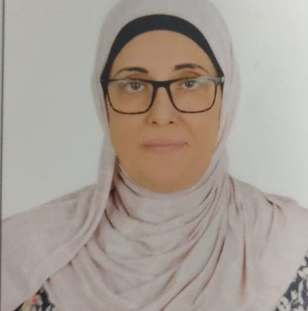 تجديد تعيين طروب طلبة أمينا لجامعة قنا