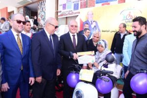 احتفالية كبرى.. جامعة سوهاج تدعم طلاب قادرون باختلاف بثلاثة ملايين جنيه