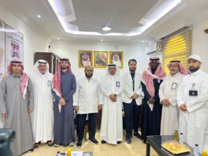 بيئة الجموم تنفّذ مبادرة توعوية صحية لتعزيز الوعي بأهمية فحص الضغط والسكر