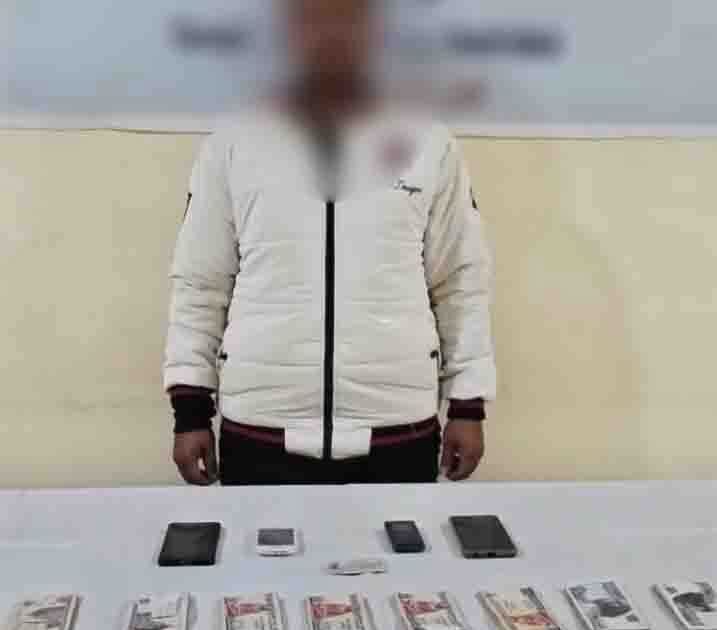 ضبط أحد الأشخاص بالمنيا تخصص في النصب على أصحاب البطاقات الائتمانية